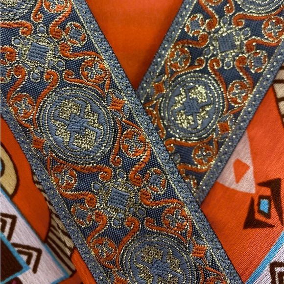 Diane Gilman Colorful Beaded V Neck Blouse - Picture 3 of 5